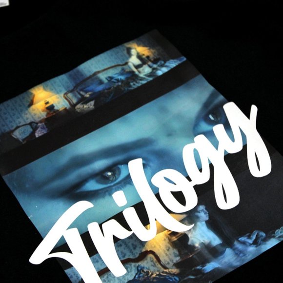 The Weeknd Twenty Eight Trilogy XO Black T-Shirt - Picture 1 of 3